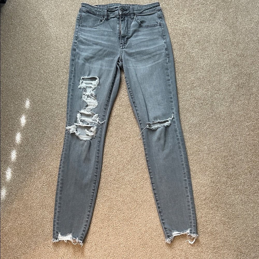Women's Gray Distressed next level stretch Skinny Jeans - Casual Ripped Denim